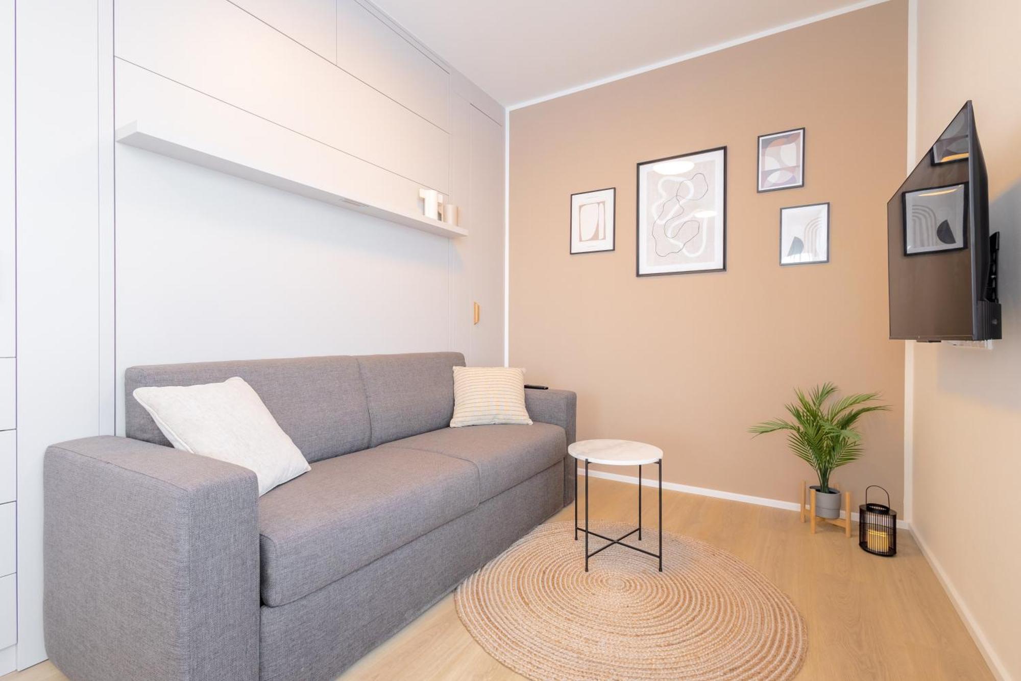 Bright 2Br - 7Th Floor, Balcony, Free Parking By Gravity Prague公寓 外观 照片